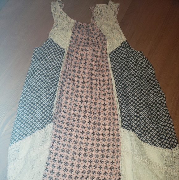 Dress - Picture 1 of 1